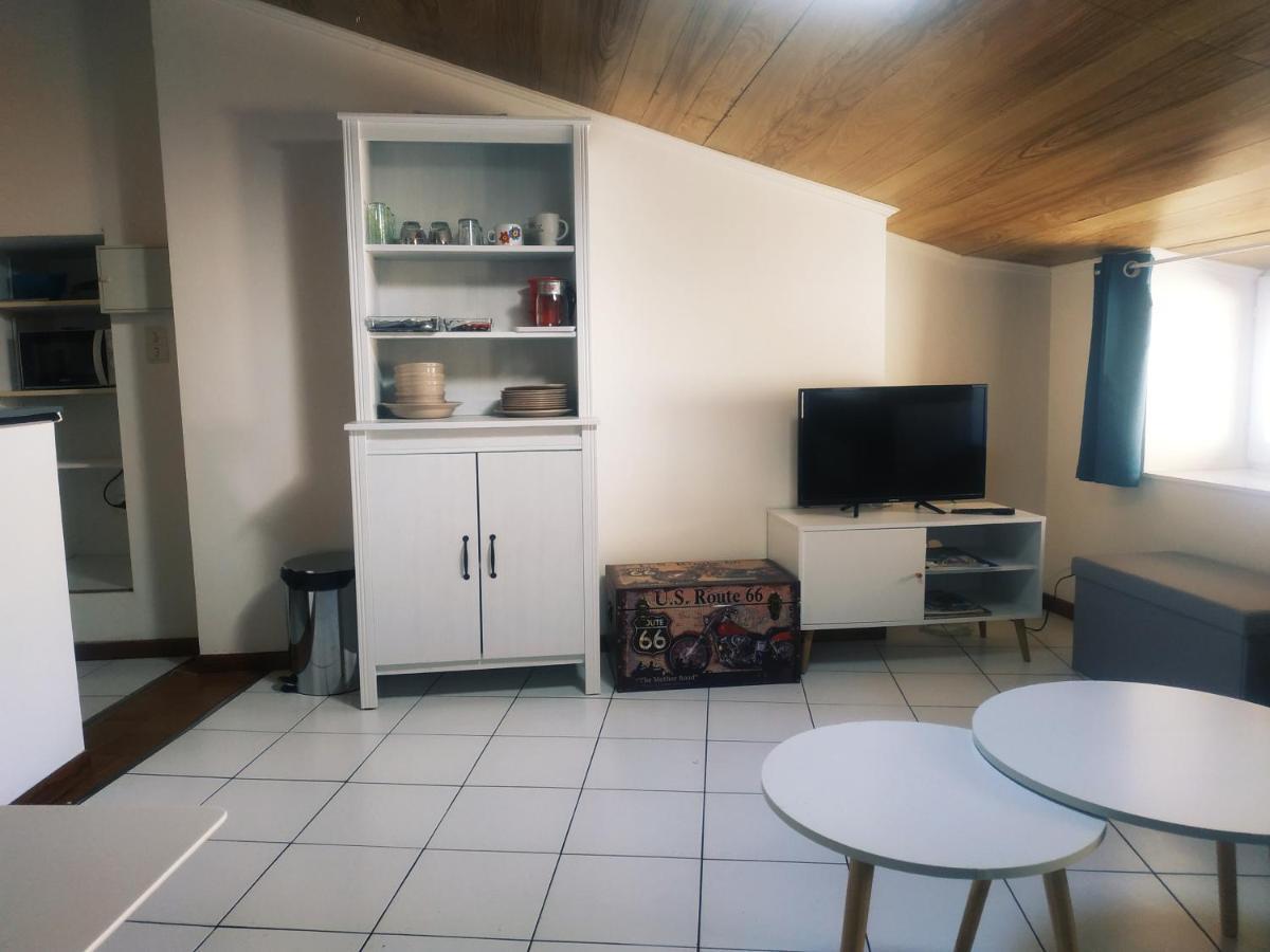 Appartement -LE 3- Studio centre de Millau lumineux Extérieur photo
